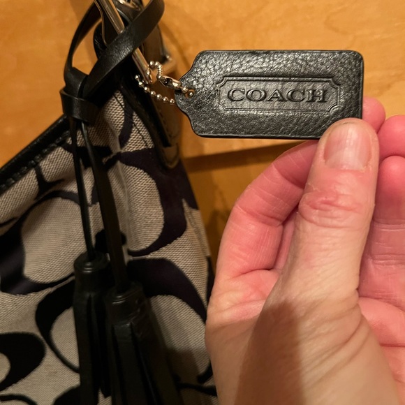 Coach Black and Gray Signature Shoulder Bag - Picture 7 of 11